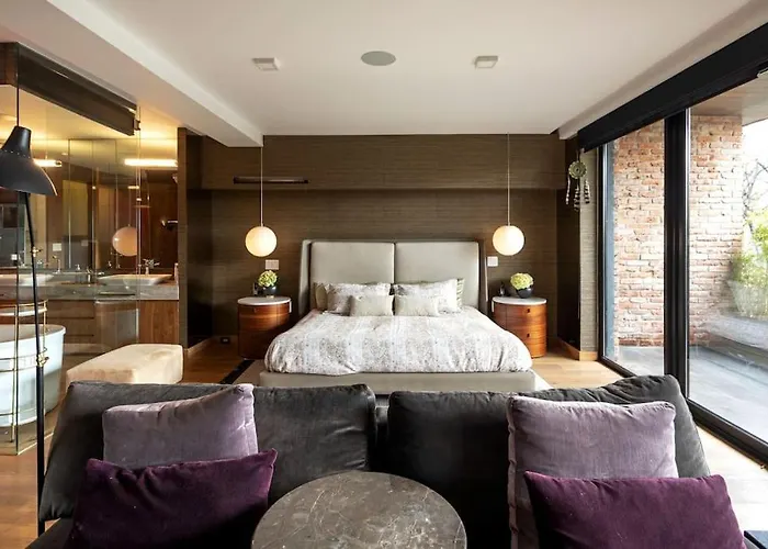Apartamento Luxurious Penthouse Oasis