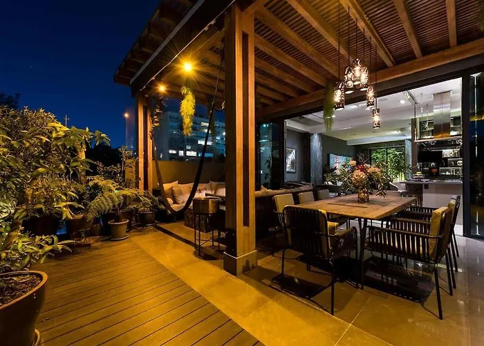 Luxurious Penthouse Oasis