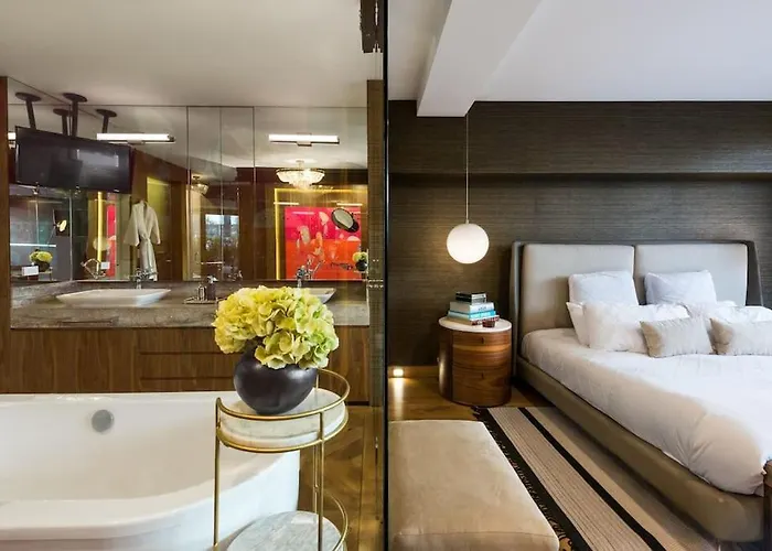 Apartamento Luxurious Penthouse Oasis