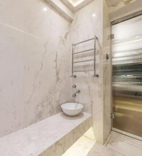 Apartamento Luxurious Penthouse Oasis *